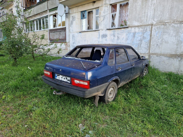 
Чернігівщина. Окупанти вдарили "шахедами" по житлових будинках, є поранені – фото 