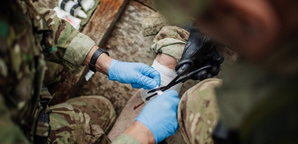 
Міноборони: Смертність поранених військових на етапі евакуації зменшилась до 1,35% 