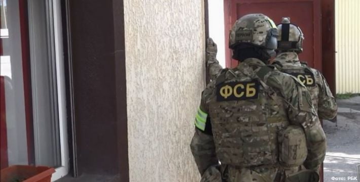 Оккупанты используют полиграф для допроса мелитопольцев, которые едут в Крым