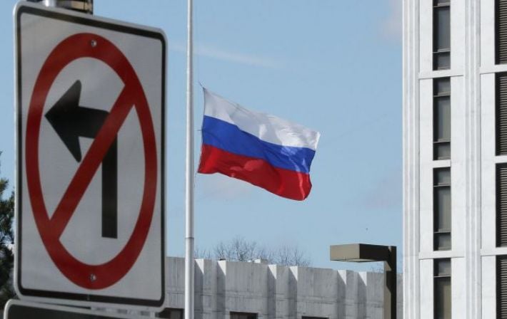 Россия закрывает консульство Польши, Варшава угрожает ответить тем же