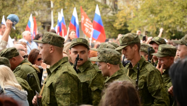 В Мелитополе оккупанты планируют грести на войну всех подряд – для этого ужесточают штрафы