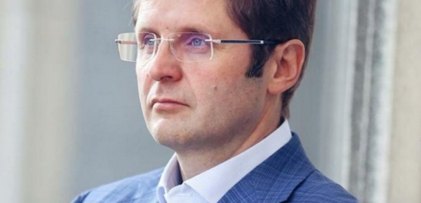 
Рада припинила повноваження нардепа Холодова. Він склав мандат через "хвороби близьких" 