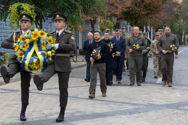 Захід президента до Дня захисників пройшов у Київській фортеці за участі Борреля