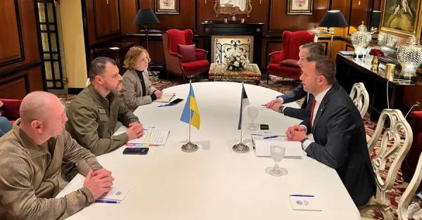 Естонія спростувала новину про мобілізацію українських чоловіків призовного віку