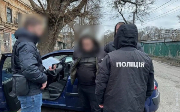 Обіцяв вплинути на суддю: в Одесі затримали адвоката, який вимагав хабар