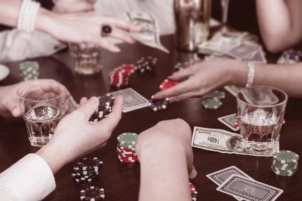 Створили одну з найбільших мереж підпільних казино в Україні: судитимуть 34 особи