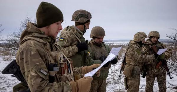 Комітет Ради з питань соцполітики наполягає на розробці окремого закону про звільнення строковиків