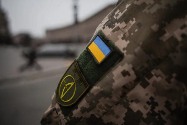 Київ досі не почав платити мобілізованим обіцяні 30 000 грн. КМДА каже – з кінця лютого