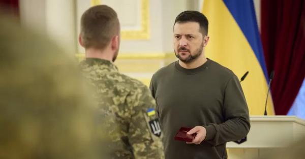 Зеленський нагородив бійців ГУР, причетних до затоплення "Івановця" 