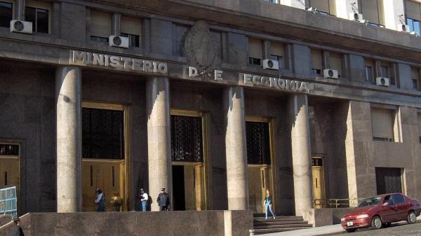 Аргентина провела найбільшу у своїй історії реструктуризацію внутрішнього боргу