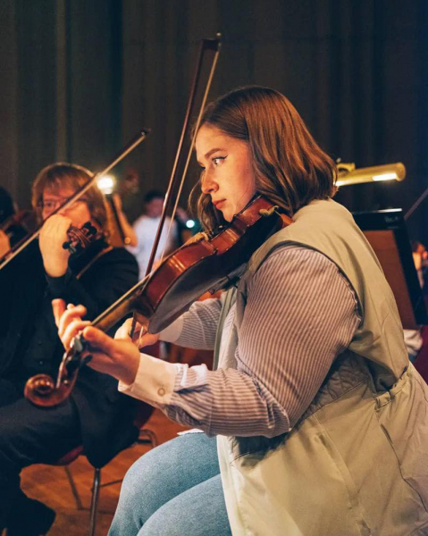 Не втікачі, а відряджені: чому Київський симфонічний оркестр залишається в Німеччині