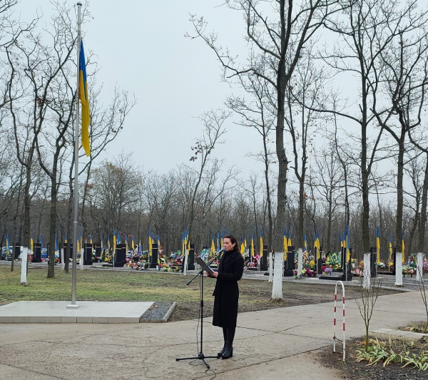 В День ЗСУ ізмаїльчани поклали квіти до могил загиблих Героїв-Захисників