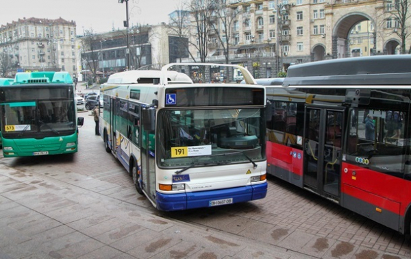 У Києві переглянуть рішення про зупинку транспорту під час тривог