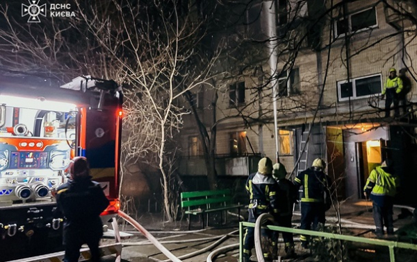 У Києві під час пожежі у квартирі загинули дві особи