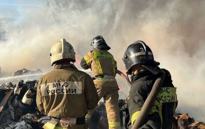 В России заявили о массированной атаке дронов: взрывы прогремели в нескольких городах