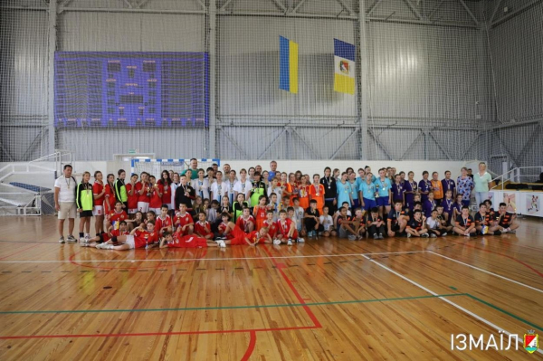 Напередодні Дня Незалежності в Ізмаїлі провели змагання з волейболу, гандболу та пляжної боротьби
