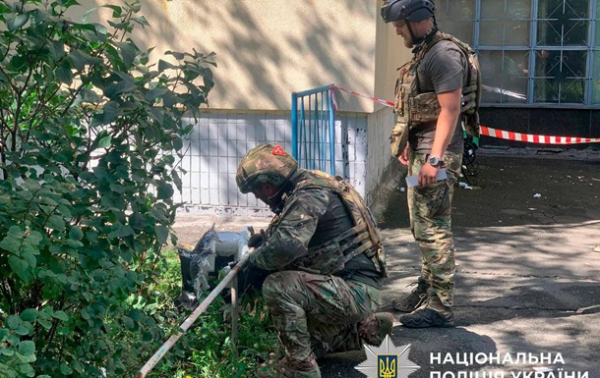 У Києві впали уламки дрона РФ