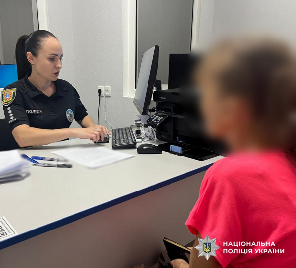 Двоє ділків з Ізмаїла постануть перед судом за розповсюдження наркотиків