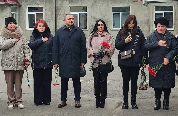 В Ізмаїлі відкрили меморіальну дошку, присвячену герою-захиснику Максиму Горбаченку