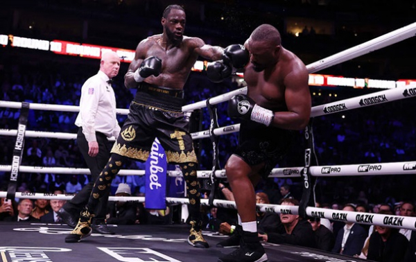 Вайлдер переміг Чісору розділеним рішенням суддів