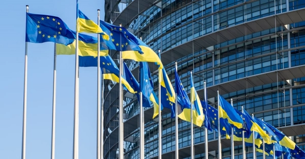Європарламент підтримав Польщу та розкритикував Україну за назву підрозділу на честь УПА