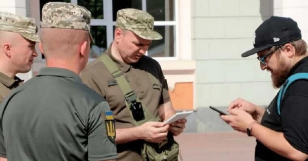 Військкомів пропонують взяти в жорсткі шори: що відомо про новий законопроєкт щодо ТЦК та СП