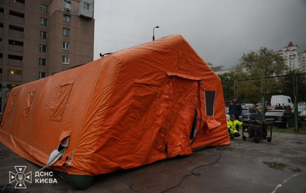 У Києві розгорнули перші пункти незламності