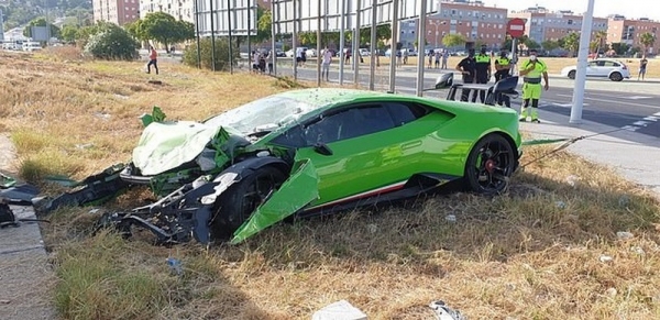Прокатился на авто друга: испанец разбил Lamborghini за €235 тысяч