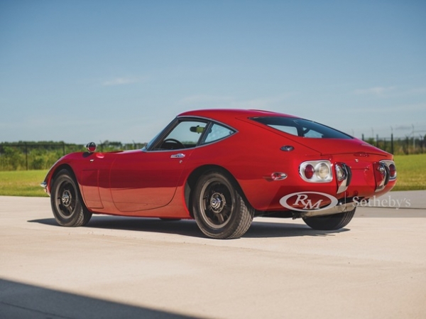 Toyota 1967 года выпуска продали почти за миллион долларов