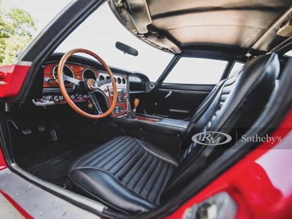 Toyota 1967 года выпуска продали почти за миллион долларов